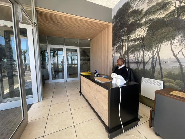 2 Bedroom Property for Sale in Three Anchor Bay Western Cape